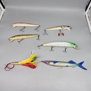 Lot Of 5 Deep Sea Fishing Lures EUC